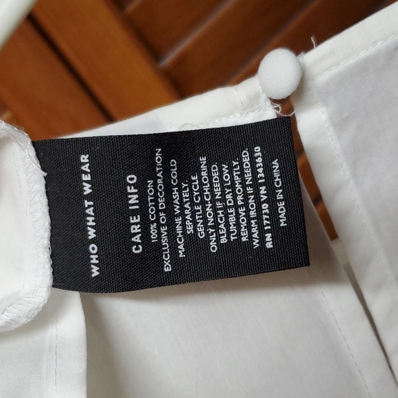 White "WHO WHAT WEAR" top, waterfall sleeved, XS - Picture 6 of 6
